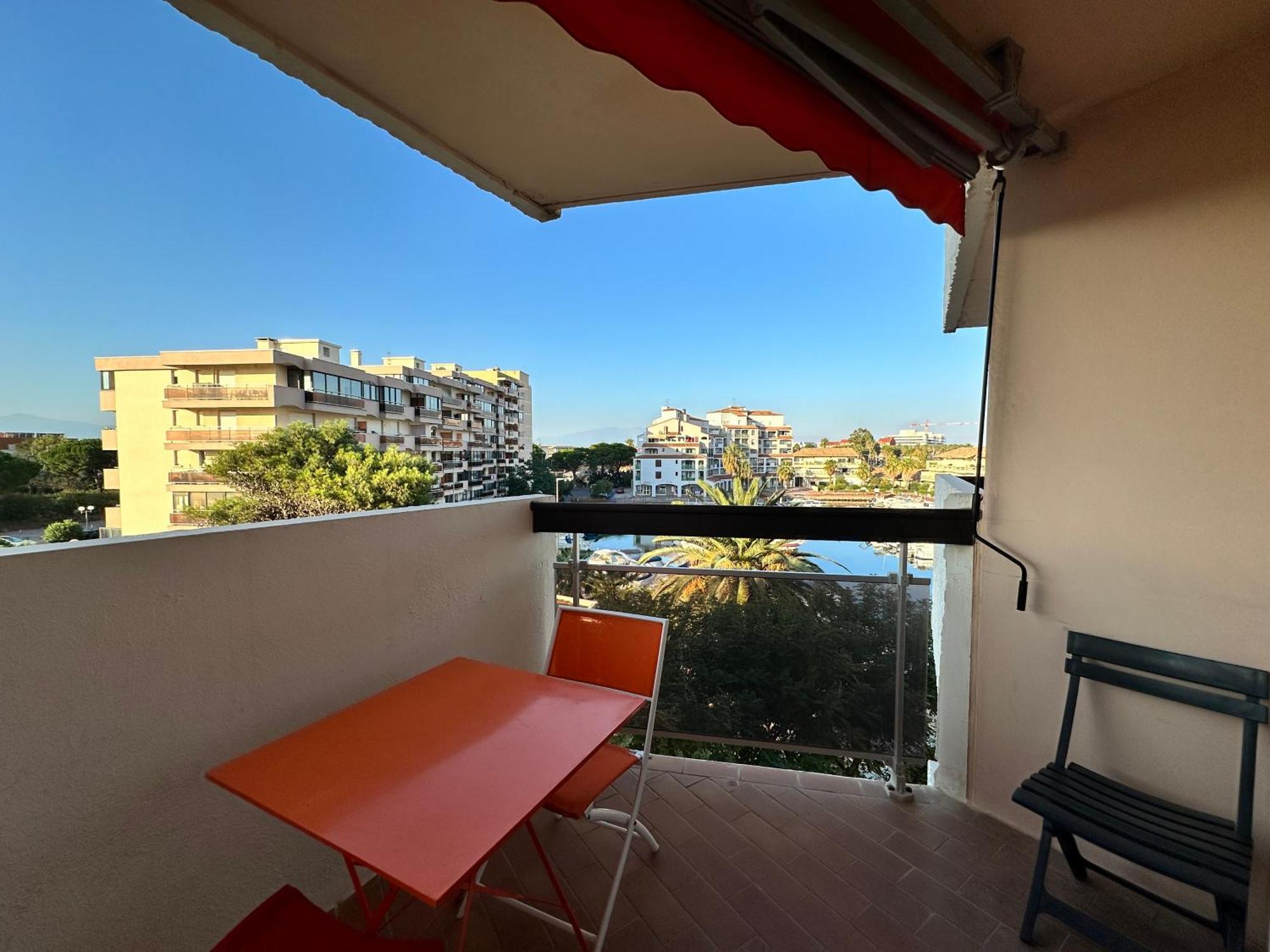 Appartement Studio Vue Sur La Marina Canet-en-Roussillon Kültér fotó